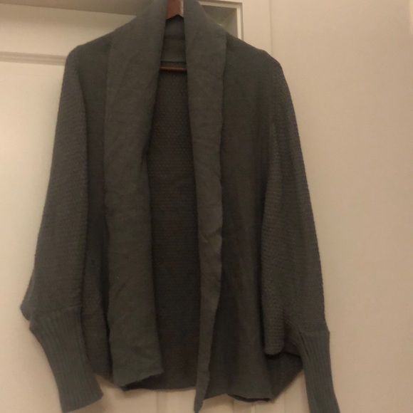 Dolman sleeve cardigan. - Picture 2 of 2